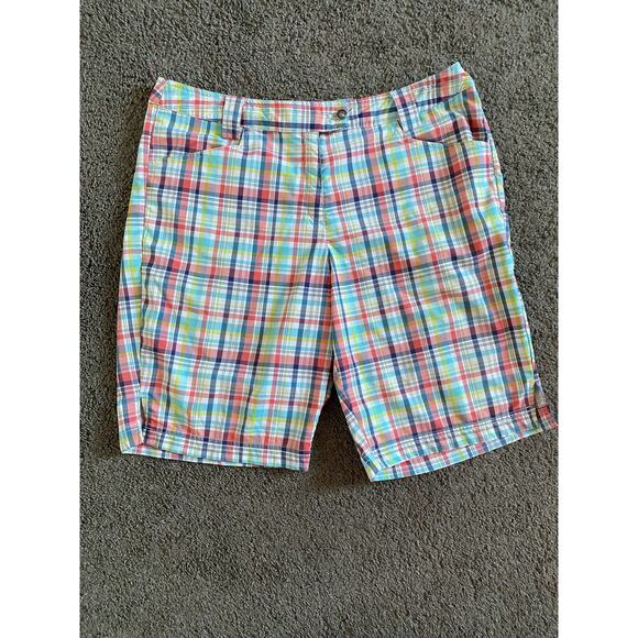 Callaway Plaid Women's Golf Shorts - Picture 1 of 7